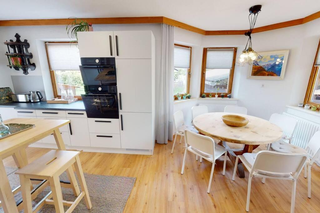 Haus Alberto - Haus Mit 2 Ferienwohnungen Ötztal-Bahnhof Esterno foto
